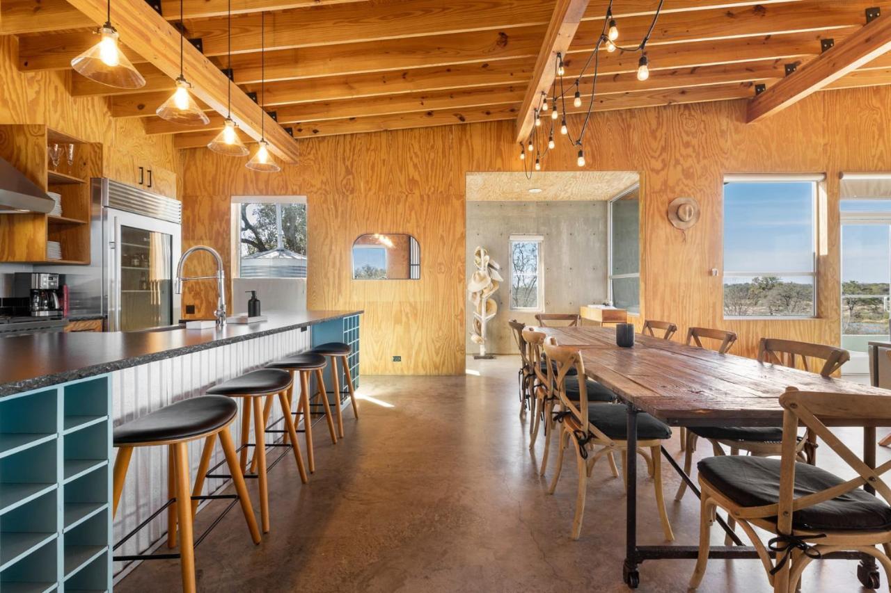 Lazo House - Riverfront With Overlooking Llano River Exterior photo